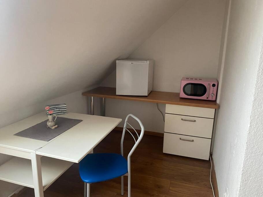 Ruhige Dachgeschosswohnung Seelze Exterior photo